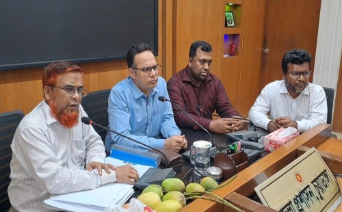 চুয়াডাঙ্গায় চলতি মৌসুমে আম সংগ্রহের সময়সূচি ঘোষণা