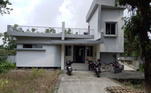 খাস আদায়ে ব্যস্ত ঝিনাইদহের ইউনিয়ন ভূমি অফিসের কর্মকর্তা-কর্মচারীরা