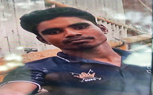 দর্শনার ছয়ঘরিয়ায় স্কুলছাত্র রিয়াদের দাফন সম্পন্ন
