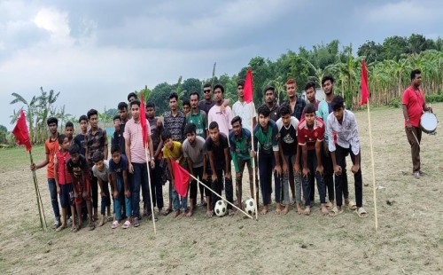 অবশেষে খেলার মাঠ পেল গাংনীর রুয়েলকান্দি গ্রামের যুবসমাজ