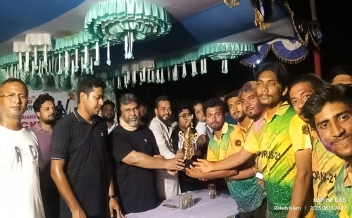 চুয়াডাঙ্গায় ঈদ পুনর্মিলনী ক্রিকেট টুর্নামেন্টে ভিক্টোরিয়ান ভাইপার্স চ্যাম্পিয়ন