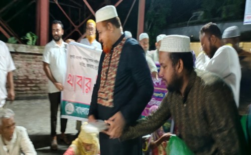চুয়াডাঙ্গায় দরিদ্র ও এতিমদের মাঝে খাদ্য বিতরণ