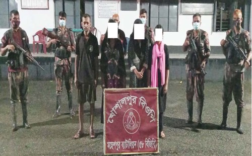 মহেশপুর সীমান্তে বিজিবি-বিএসএফ পতাকা বৈঠক