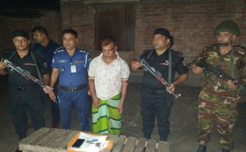 বিদেশি পিস্তলসহ আওয়ামী সন্ত্রাসী ‘ঘ্যানা’ গ্রেপ্তার