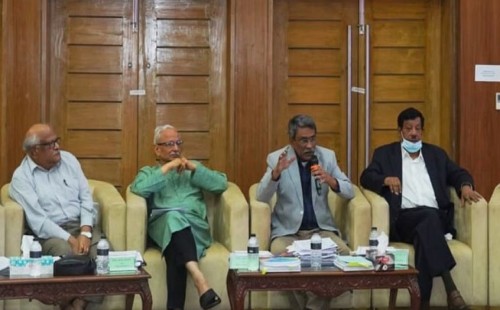 তত্ত্বাবধায়ক কাঠামোতে সহমত, প্রধান উপদেষ্টায় দ্বিধা