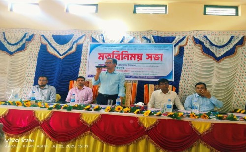 তিতুদহের কয়েকটি প্রতিষ্ঠান পরিদর্শনে জেলা প্রশাসক জহিরুল ইসলাম