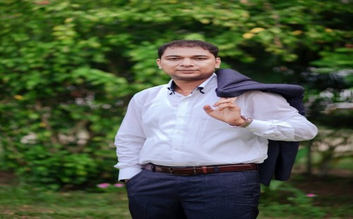 শৈলকূপায় ট্রাকচাপায় চিকিৎসকের মৃত্যু