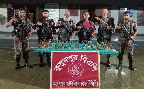 মহেশপুর সীমান্তে বিজিবির অভিযানে মাদক উদ্ধার