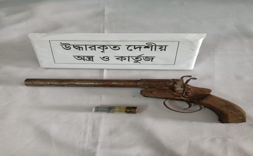 গাংনীতে র‍্যাবের অভিযানে ওয়ান শুটারগান ও কার্তুজ উদ্ধার
