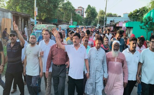 মেহেরপুরে বিএনপির লিফলেট বিতরণ ও গণসংযোগ