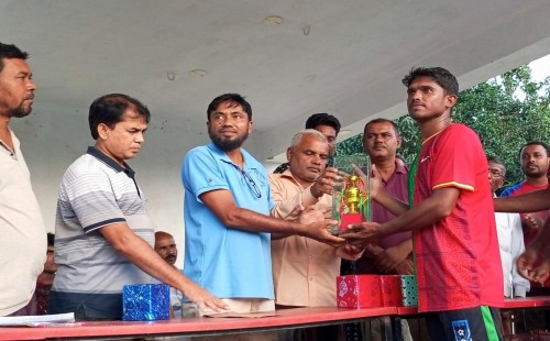 গাংনীর জুগিন্দা ফুটবল টুর্নামেন্টের ফাইনাল অনুষ্ঠিত