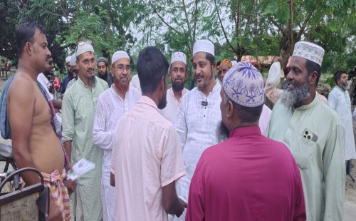 খাদিমপুর ইউনিয়নে গণসংযোগ ও পথসভায় অ্যাড. রাসেল