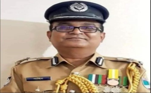 সাবেক এসপি নাহিদুল ইসলাম গ্রেপ্তার