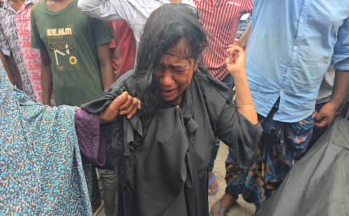 চুয়াডাঙ্গায় শিশুর গলার স্বর্ণের চেইন ছিনতাই, নারী আটক