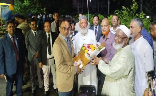 চুয়াডাঙ্গায় হাইকোর্ট বিভাগের বিচারপতি জাফর আহমেদকে