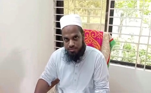 পালিয়েছেন সাহারবাটি ইউনিয়ন ভূমি কর্মকর্তা?