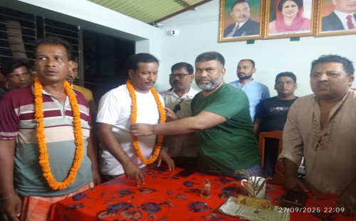 তারেক রহমানের ৩১ দফায় আস্থা রেখে একদল তরুণ-যুবকের বিএনপিতে যোগদান