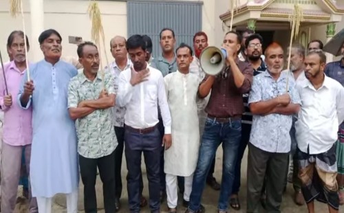 সরোজগঞ্জ বাজারে ধানের শীষের নির্বাচনী প্রচার মিছিল