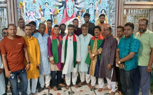 রাজনীতির মঞ্চ থেকে পূজামণ্ডপে সম্প্রীতির দূত বিএনপি নেতা শরীফুজ্জামান