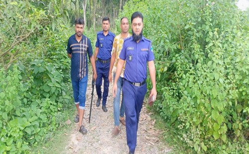 দামুড়হুদার ডুগডুগিতে জুয়ার আসরে পুলিশের অভিযান