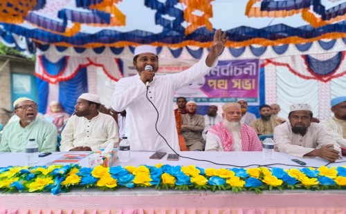 আলমডাঙ্গার প্রাগপুরে জামায়াতের নির্বাচনী পথসভায় অ্যাড. রাসেল