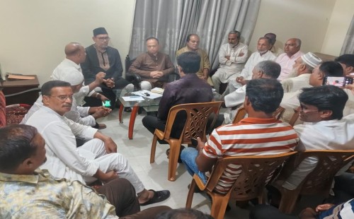 দামুড়হুদা উপজেলা বিএনপির নেতৃবৃন্দের সঙ্গে সাংগঠনিক সভায় বাবু খান