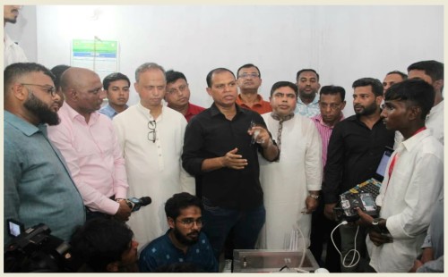 ‘হেক্সাগার্ড রোভার’-এর উদ্ভাবক তরুণ জিহাদের পাশে তারেক রহমান