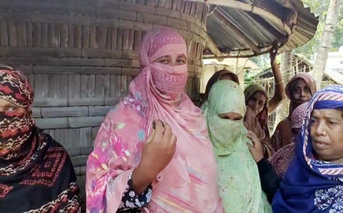গাংনীতে জামায়াত নেত্রীদের ওপর হামলার অভিযোগ