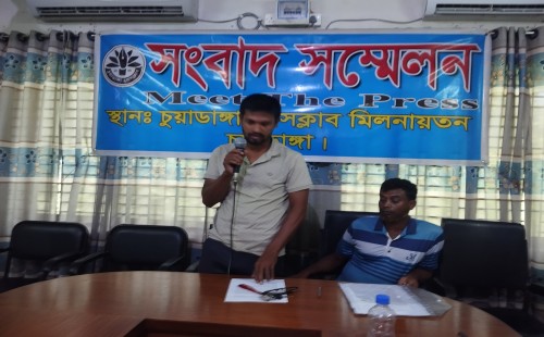জীবননগর উপজেলা স্বাস্থ্য কমপ্লেক্সে খাবারের দরপত্র বিজ্ঞপ্তি প্রকাশে অনিয়মের অভিযোগে সংবাদ সম্মেলন
