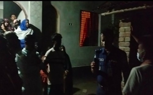 চুয়াডাঙ্গা তিতুদহের চকপাড়ায় মদ্যপানে ‘জসিম পাগলের’ মৃত্যুর গুঞ্জন