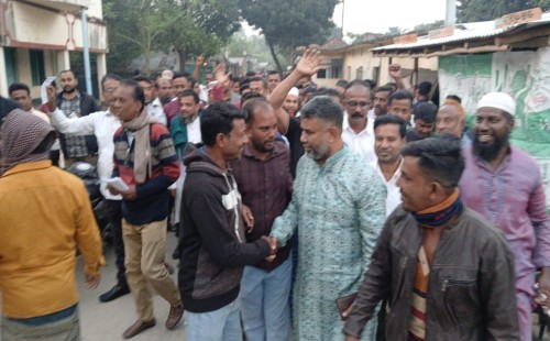 বাড়াদী ইউনিয়নে শরীফুজ্জামানের গণসংযোগে ধানের শীষের গণজোয়ার