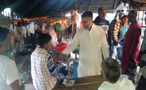 আলমডাঙ্গার বেলগাছি ইউনিয়নে ধানের শীষের জনস্রোত, পথসভায় শরীফুজ্জামান শরীফ