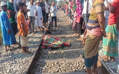 কালীগঞ্জে ট্রেনে কাটা পড়ে নারীর মৃত্যু