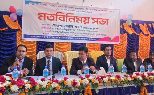 বেগমপুর ইউনিয়নে মতবিনিময় সভায় নবাগত ডিসি মোহাম্মদ কামাল হোসেন