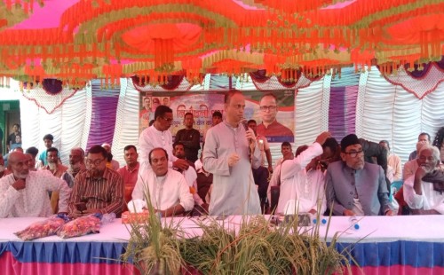 দামুড়হুদার পাঁচটি স্থানে পথসভায় বিএনপির প্রাথী বাবু খান