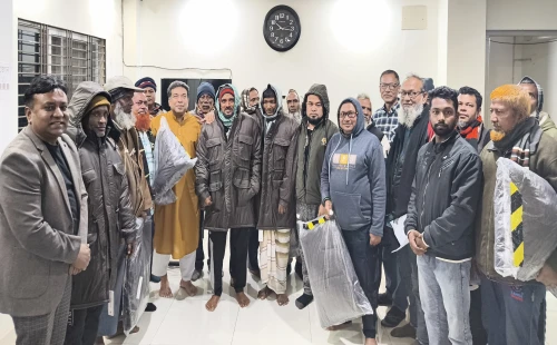 ‘চুয়াডাঙ্গার শীতে নৈশপ্রহরীদের জীবন’ নিয়ে সংবাদ প্রকাশ