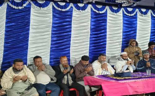 আলমডাঙ্গার রুইতনপুরে পবিত্র ওরশ শরীফে বিএনপি প্রার্থী শরীফুজ্জামান