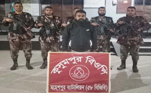 মহেশপুর সীমান্তে বিজিবির পৃথক অভিযান পরিচালনা