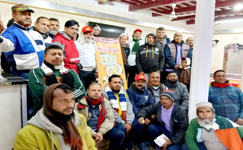 আলমডাঙ্গায় ব্যায়ামাগারের সদস্যদের পিঠা উৎসব