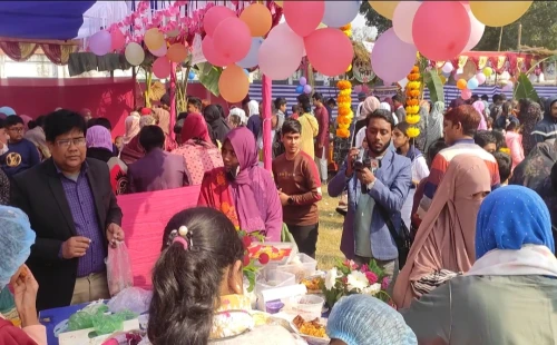দর্শনা কেরু উচ্চ বিদ‍্যালয়ে পৌষ পিঠা উৎসব