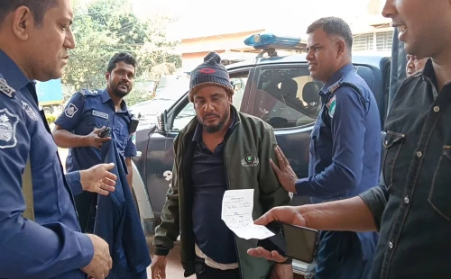 চুয়াডাঙ্গায় যাত্রী সেজে দিনে-দুপুরে ইজিবাইক ছিনতাই