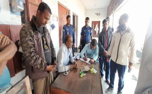 আলমডাঙ্গায় অবৈধ ইটভাটার বিরুদ্ধে ভ্রাম্যমাণ আদালত
