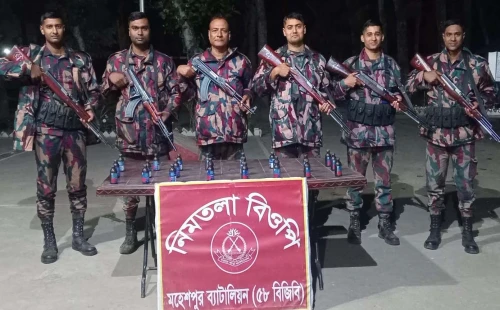 বিপুল ফেনসিডিল উদ্ধার, নারী আটক