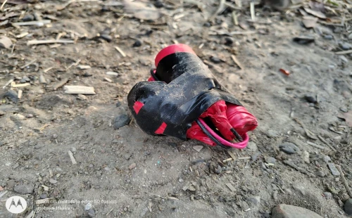 মুজিবনগরে ড্রেন থেকে ‘বোমা’ সদৃশ বস্তু উদ্ধার