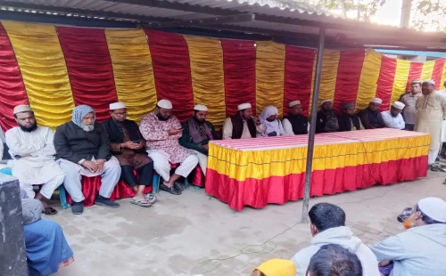 আন্দুলবাড়ীয়ায় ব্যবসায়ী শাহিনের মাগফিরাত কামনায় দোয়া