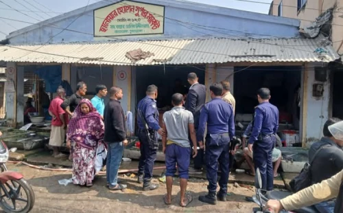 আলমডাঙ্গায় অবৈধ দখল উচ্ছেদে অভিযান