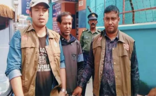 মেহেরপুরে ৪ গ্রাম হেরোইনসহ মাদক ব্যবসায়ী গ্রেপ্তার