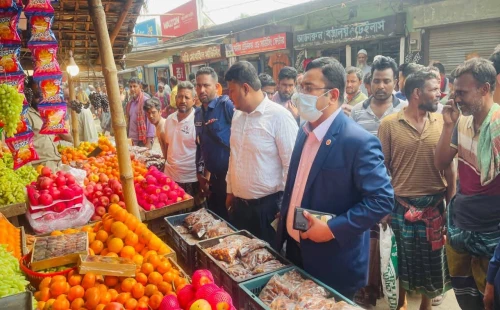 পঁচা খেজুর বিক্রি, তিন প্রতিষ্ঠানে জরিমানা