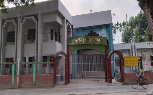 দর্শনা পৌরসভায় ভিজিএফ চাল বিতরণে রাজনৈতিক টানাপোড়েন