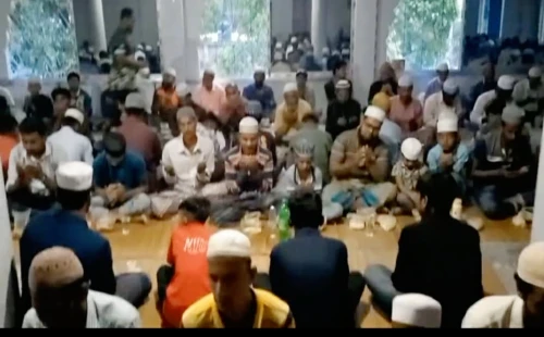 আলমডাঙ্গার পারকুলায় ইফতার ও ফ্রি কুরআন শিক্ষা
